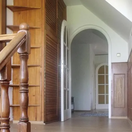 Stunning In W 2 Bedrooms 아파트 *